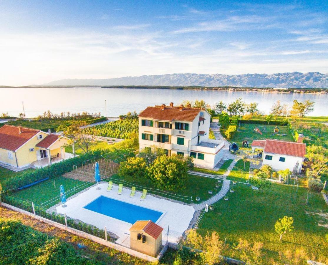 Aenona Sea View Apartments 닌 외부 사진
