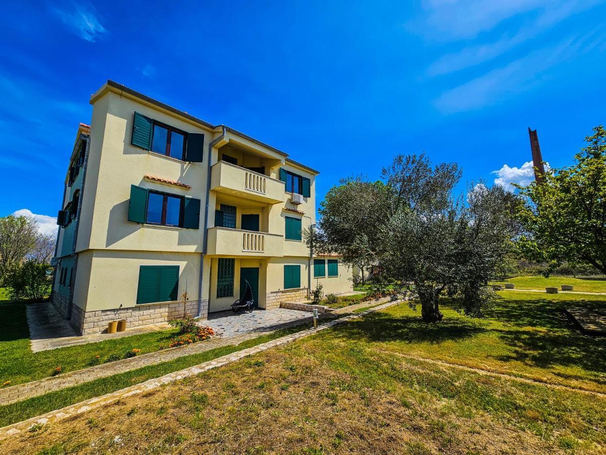 Aenona Sea View Apartments 닌 외부 사진